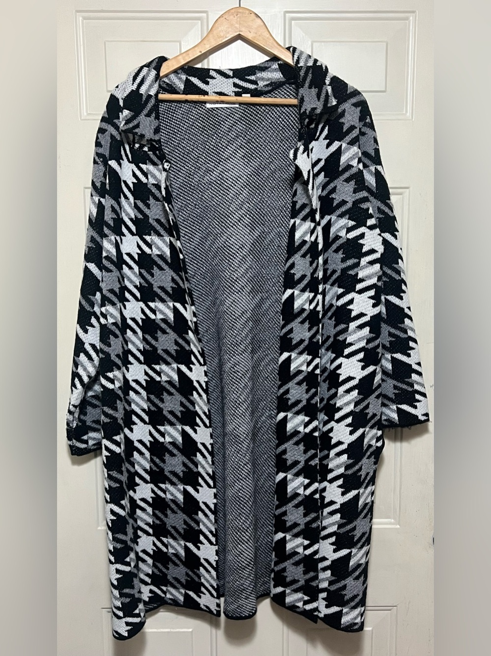 Black White Houndstooth Hooded Lounge Cardigan Sweater w/ Pockets